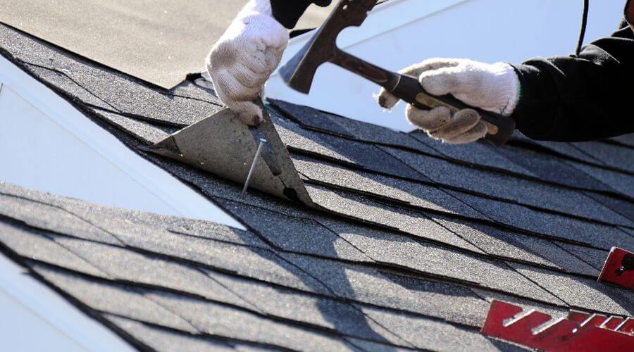 Expert Emergency Roof Repairs services in Winnetka, IL