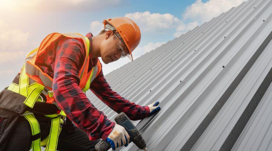 Professional Emergency Roof Repairs services in Winnetka, IL